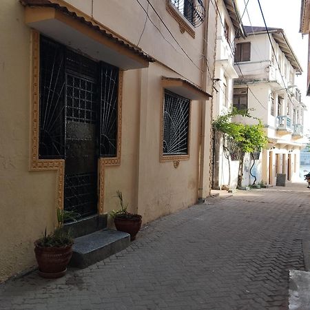 Mombasa Comfort House, Old Town Exteriör bild