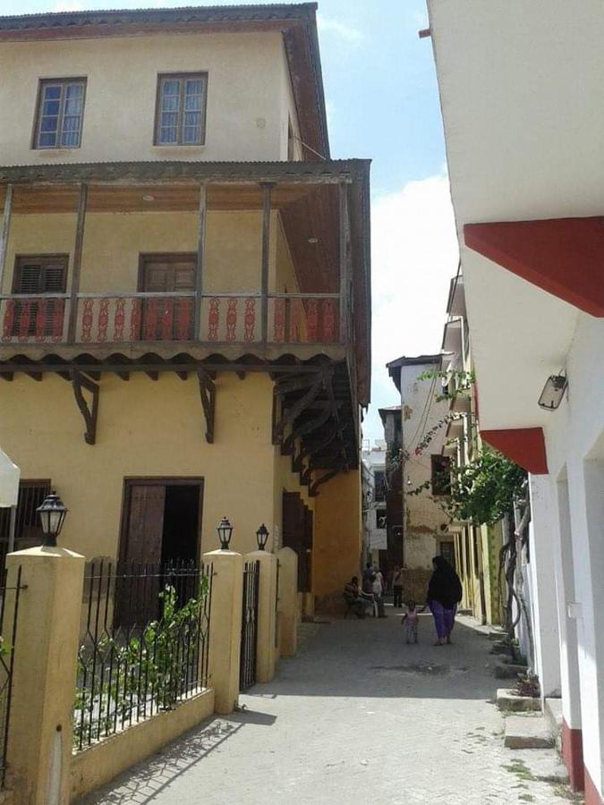 Mombasa Comfort House, Old Town Exteriör bild