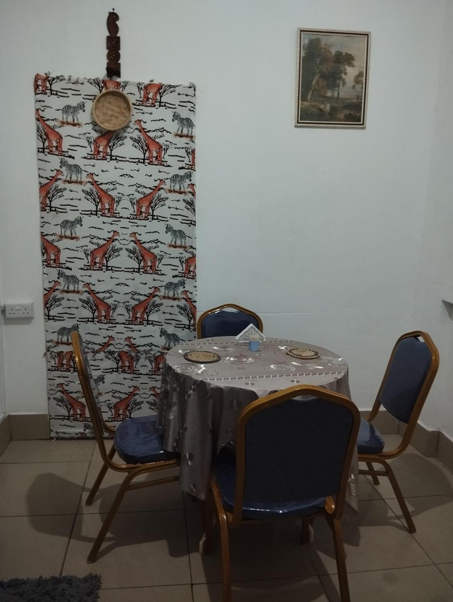 Mombasa Comfort House, Old Town Exteriör bild